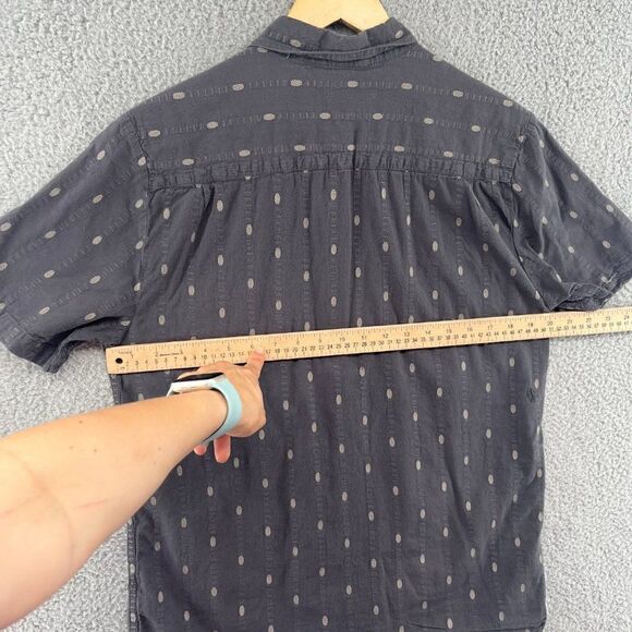 Volcom Modern Fit Button Shirt Mens Size L Gray Short Sleeves Pocket Geometric - Picture 5 of 14